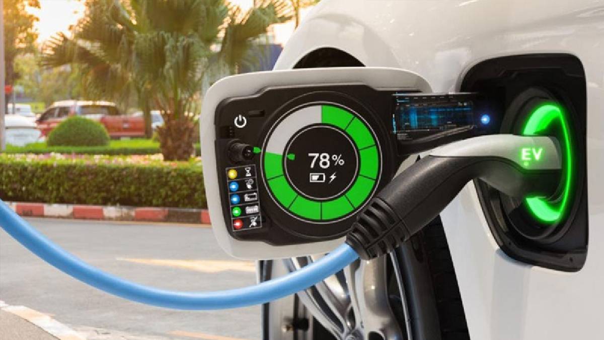 Yakıt maliyetleri elektrikli araçlara yönelimi artırıyor: Elektriklide en ucuz 10 model hangisi?