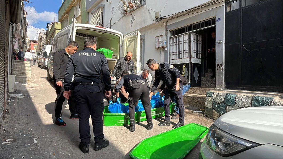 Gaziantep’te kan donduran olay: 14 yaşındaki kız çocuğu babasını katletti