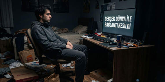 Hikikomori nedir? Yalnızlık bozukluğu belirtileri neler? Evden çıkmama hastalığı nasıl tedavi edilir? Küresel krize dönüşüyor