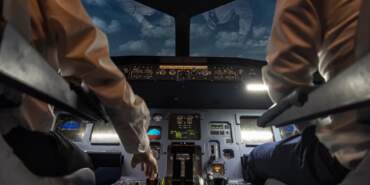 Havada korku dolu anlar: Pilot rahatsızlandı, uçak acil iniş yaptı