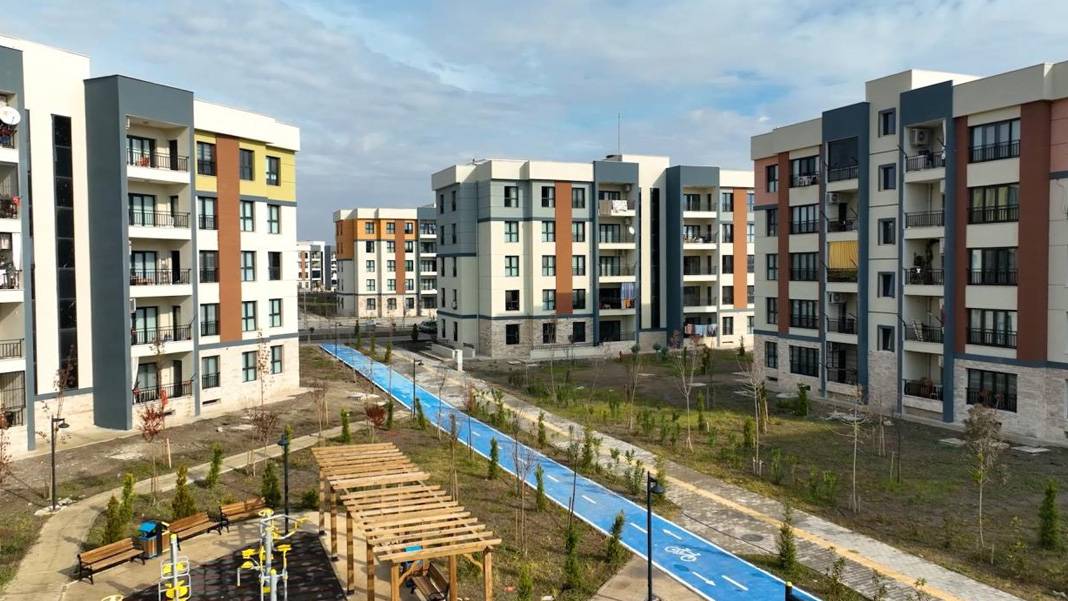 Yatırımda rota değişti: Altından çıkan konuta koşuyor! En çok hangi il kazandırdı?