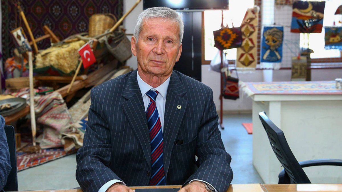 Eşme Belediyesi’nde başkanvekili belli oldu