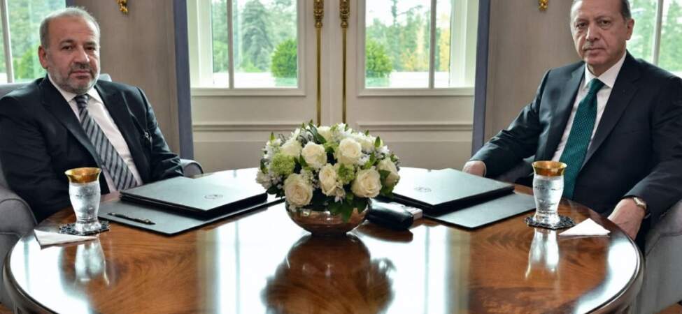 Erdoğan’ın eski hukuk danışmanı İzzet Özgenç hakkında hapis talebi