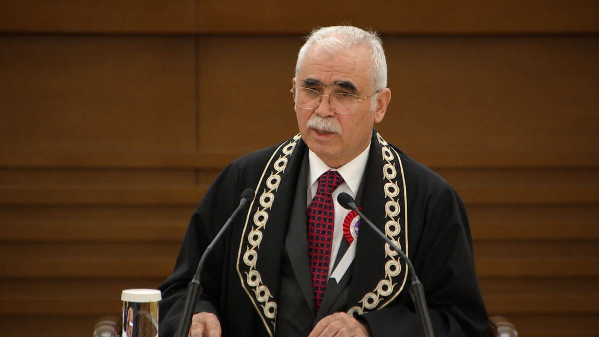 AYM Başkanı Özkaya’dan hâkim ve savcılara “kul hakkı” uyarısı: İbadetle affolmaz