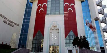MHP’de hareketlilik sürüyor: İlçe Başkanı görevden uzaklaştırıldı