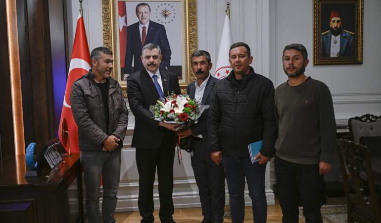 Eylemlerini sonlandıran maden işçilerinden İçişleri Bakanı Çiftçi’ye ziyaret