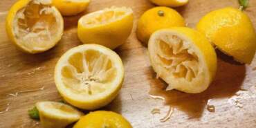 Mutfakta hiçbir şey boşa gitmesin! Limon kabuklarını atmak yerine bu şekilde değerlendirin