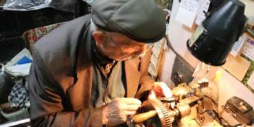 Teknolojiye güvenmedi kendi makinesini yaptı! 55 yıldır üretime devam ediyor