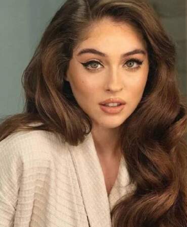 Cemre Baysel’den şaşırtan açıklama! ‘Duygusal olarak dolandırıldım’