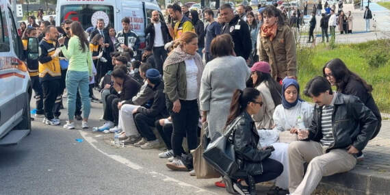Bartın’da öğrencileri taşıyan otobüs devrildi: Çok sayıda yaralı var