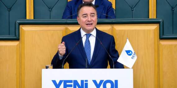 Babacan’dan iktidara “gündüz kuşağı” ve “çökme” tepkisi: Kemerde sıkacak delik, ağızda diş kalmadı