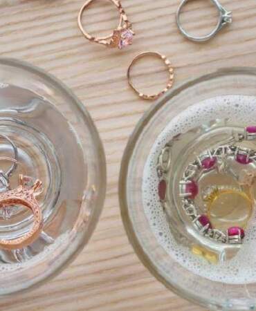 Evde kararmış gümüşleriniz mi var? Basit malzemelerle kararma sorununu halledin