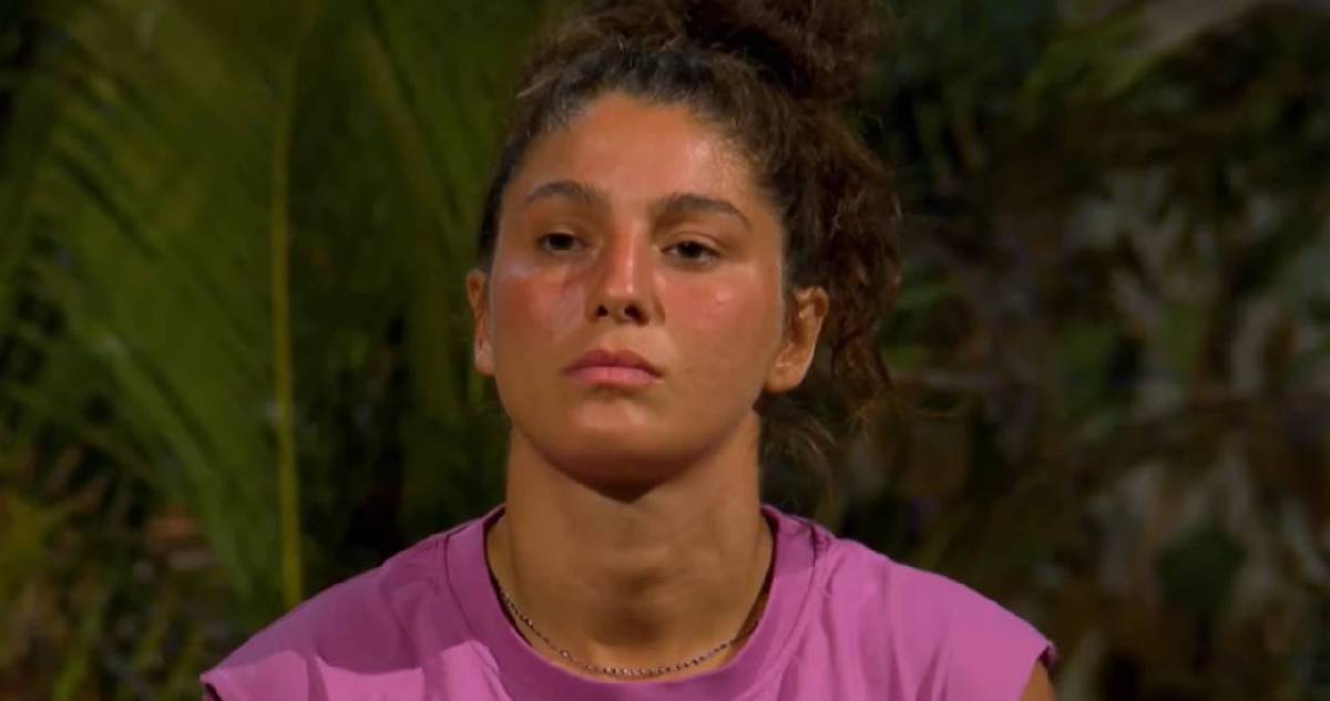 Survivor Seren Ay Çetin söyledi herkes şaşırdı! Eski bakanın yeğeni çıktı