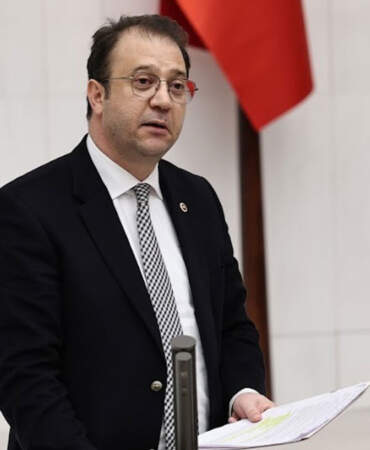CHP’li Alp’ten “Ahmetler makama” çıkışına tepki: Makam değil, onurlu barış istiyoruz