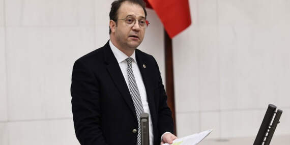 CHP’li Alp’ten “Ahmetler makama” çıkışına tepki: Makam değil, onurlu barış istiyoruz