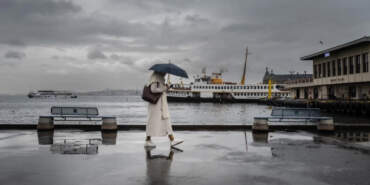 AKOM İstanbul’u Tarih Vererek Uyardı: Güneşli Havaya Sakın Aldanmayın, Soğuk Havalar Geri Dönüyor
