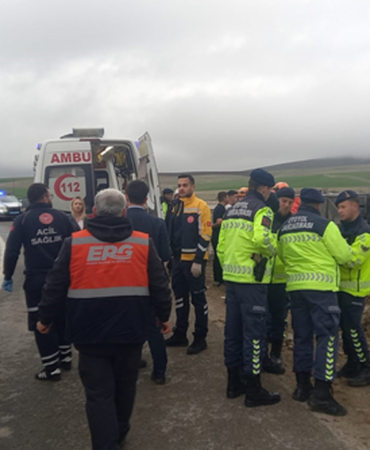 Aksaray’da Tur Otobüsü Devrildi! En Az 20 Yaralı