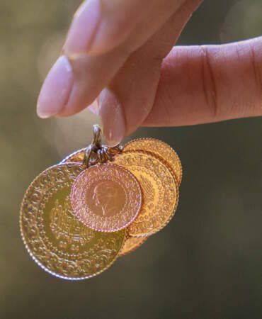 Altında Sert Fren: Gram Altın Güne Kayıpla Başladı