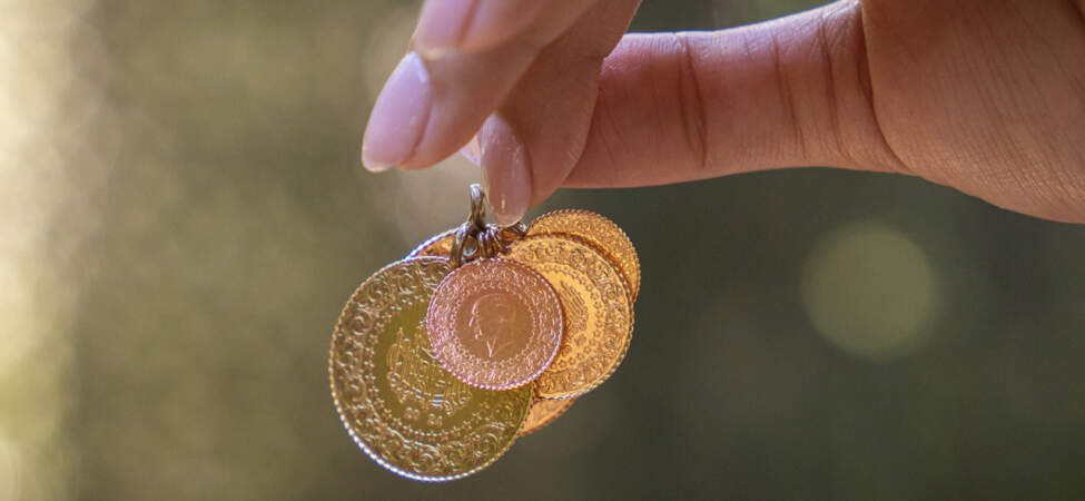 Altında Sert Fren: Gram Altın Güne Kayıpla Başladı