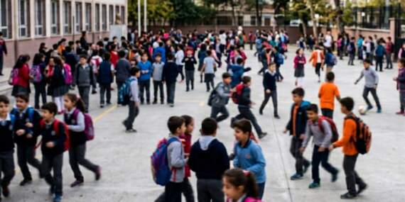 Ortaokulda kan don donduran olay! Koli bandı ile bağlayıp dövdüler
