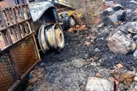 Güdül’de Yangın: Ev, Otomobil ve Traktör Yandı