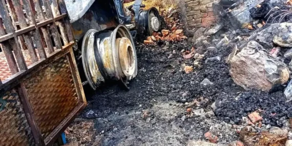 Güdül’de Yangın: Ev, Otomobil ve Traktör Yandı