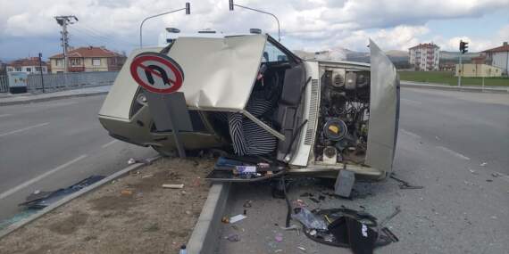 Çubuk’ta Trafik Kazası: 3 Yaralı