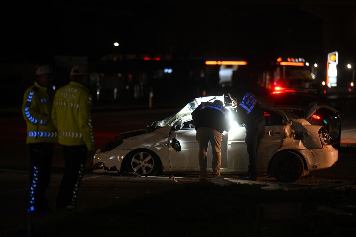 Mamak’ta Trafik Kazası: Tır Sürücüsü Hayatını Kaybetti