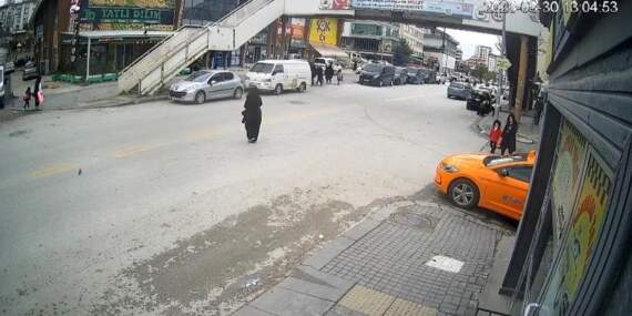 Ankara’da Çocuk Kaza Geçirdi