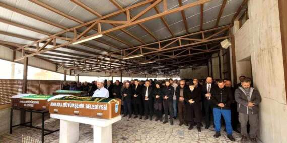 Ankara’daki otobüs kazasında hayatını kaybeden 4 kişi son yolculuğuna uğurlandı