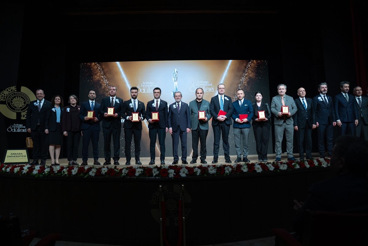 Ankara Üniversitesi Ödülleri Sahiplerini Buldu