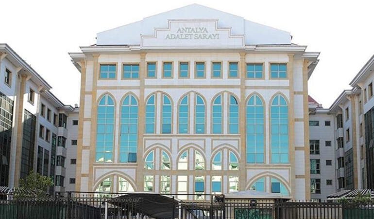 Antalya’da Belediye İştirakine Operasyon: Muhittin Böcek Yeniden Dosyada