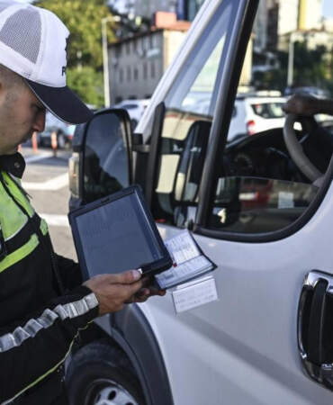 Aracınız Trafikten Men Edilecek: Trafik Sigortasını Yaptırmadan Yola Çıkanlar Yandı