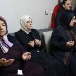 Bakan Çiftçi, Şehit Ailesini Ziyaret Etti