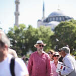 Bakan Ersoy Açıkladı! 2026 İlk Çeyrek Turizm Verileri Belli Oldu: İşte Türkiye’ye Gelen Turist Sayısı