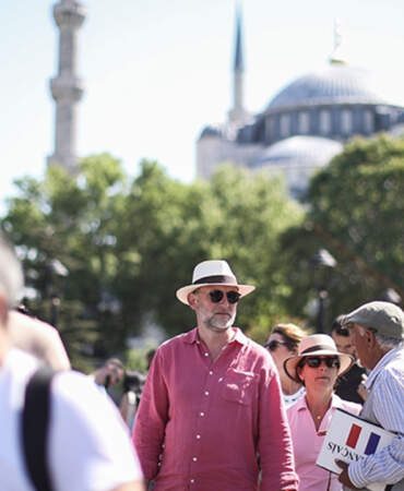 Bakan Ersoy Açıkladı! 2026 İlk Çeyrek Turizm Verileri Belli Oldu: İşte Türkiye’ye Gelen Turist Sayısı
