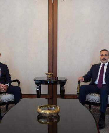 Hakan Fidan, Tom Barrack’ı Kabul Etti