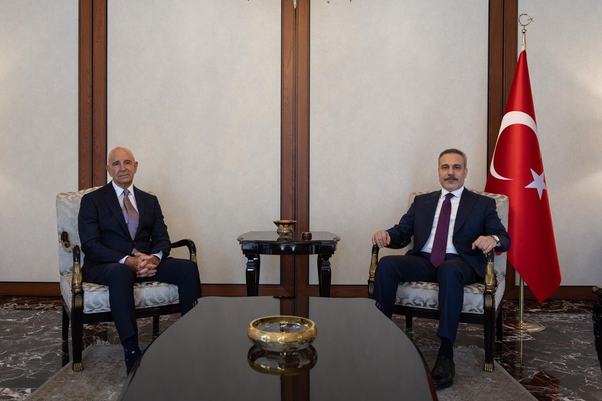 Hakan Fidan, Tom Barrack’ı Kabul Etti