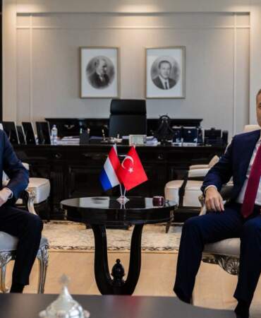 Hollanda Dışişleri Bakanı Türkiye’yi Ziyaret Etti