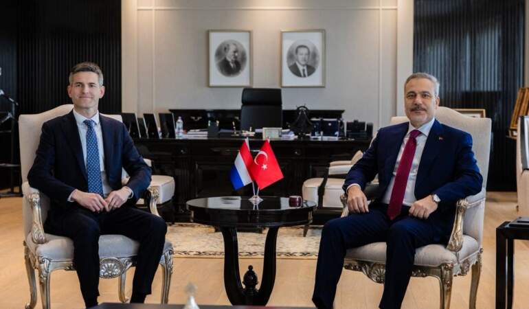 Hollanda Dışişleri Bakanı Türkiye’yi Ziyaret Etti