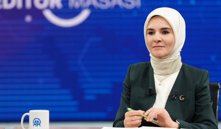 Bakan Göktaş Duyurdu: Sosyal Medya Düzenlemesinde Tarih Belli Oldu