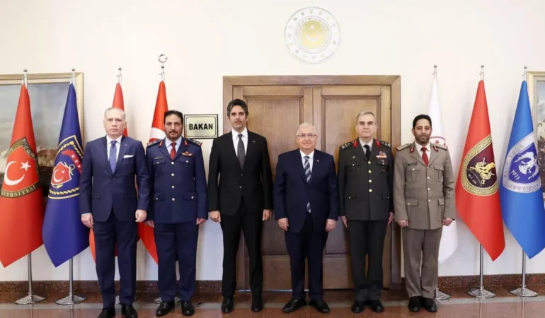 Milli Savunma Bakanı Güler, Katar Heyetini Kabul Etti