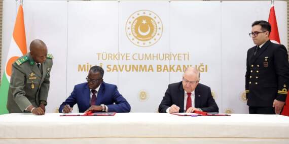Nijer Savunma Bakanı Ankara’da