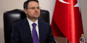 Bakan Gürlek Tarih Verdi: Sosyal Medyaya TC Kimlikle Giriş Dönemi Başlıyor