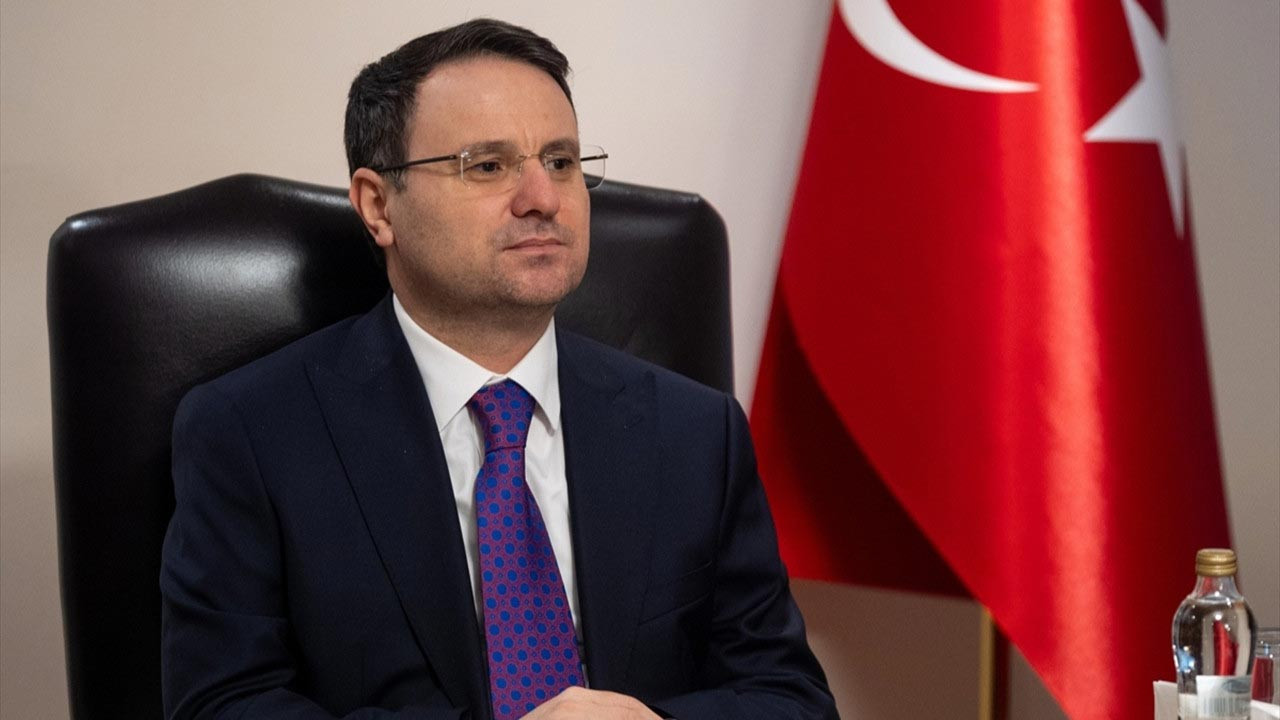 Bakan Gürlek Tarih Verdi: Sosyal Medyaya TC Kimlikle Giriş Dönemi Başlıyor