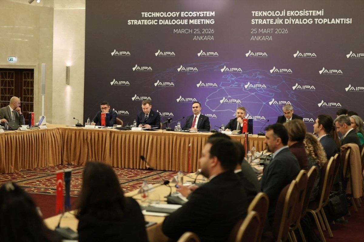 Kacır, Yapay Zeka Stratejisini Görüştü