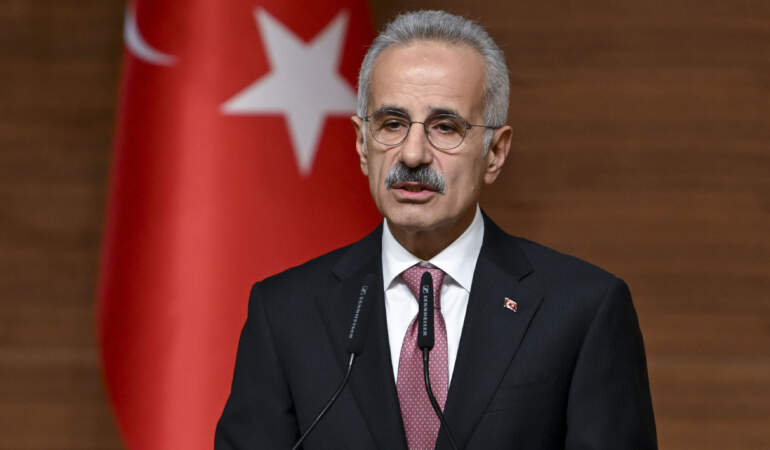 Hürmüz Boğazı’ndaki Türk Sahipli Gemilerde Son Durum Ne?