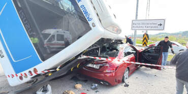 Bartın’da Üniversite Öğrencilerini Taşıyan Otobüs Devrildi, 46 Kişi Yaralandı