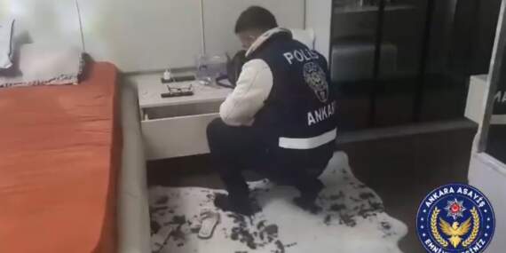 Borsada yatırım vaadiyle dolandırıcılık yapanlara operasyon: 65 gözaltı