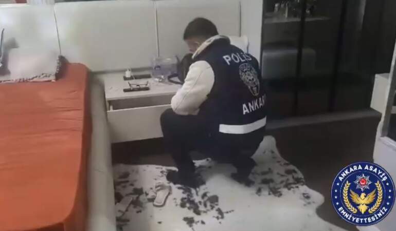 Borsada yatırım vaadiyle dolandırıcılık yapanlara operasyon: 65 gözaltı